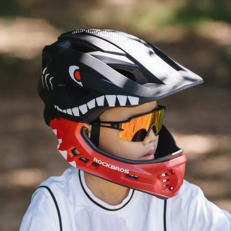 Kask rowerowy Rockbros TT-32005 Shark dziecięcy z odpinaną szczęką rozmiar M (54-58) - czarny