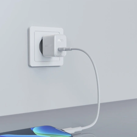ACEFAST ŁADOWARKA DO TELEFONÓW USB C 20W Z POWER DELIVERY SZYBKIE ŁADOWANIE