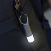 LEXON NOMADAY FLASH BRELOK LED DO KLUCZY Z PODŚWIETLENIEM I ZAWIESZKĄ SZARY
