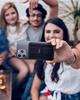 INNOSTYLE POWERMAG 2W1 SZYBKI POWERBANK INDUKCYJNY DO MAGSAFE 10000MAH STOJAK FIOLETOWY