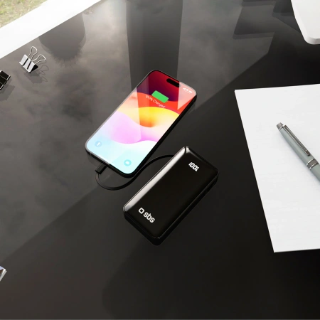 Powerbank SBS 10000 mAh 20W z wbudowanym kablem USB-C i wyświetlaczem cyfrowym - czarny