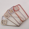 Fashion Case etui do iPhone 13 żelowy pokrowiec ze złotą ramką czerwony