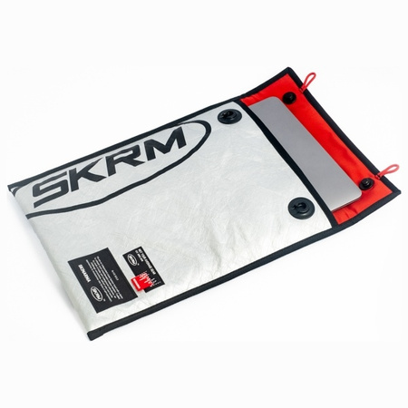Skinarma Torba Comet laptop sleeve 14 srebrny/silver