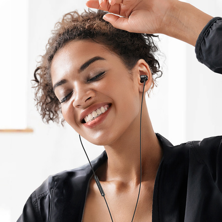 MCDODO SŁUCHAWKI DOUSZNE PRZEWODOWE Z MIKROFONEM DO LIGHTNING IPHONE 13 14