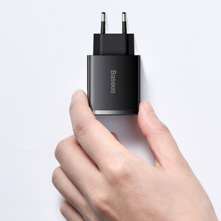 Baseus Compact szybka ładowarka sieciowa 2x USB / USB Typ C 30W 3A Power Delivery Quick Charge biały (CCXJ-E02)