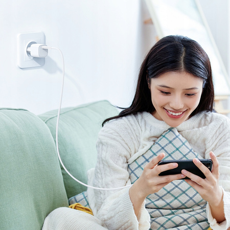 MCDODO SZYBKA ŁADOWARKA SIECIOWA ZASILACZ DO IPHONE LIGHTNING 20W KABEL 1M