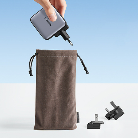 Ugreen szybka ładowarka sieciowa GaN USB / 2xUSB C 65W adapter wtyczka EU / UK / US czarna (CD296)
