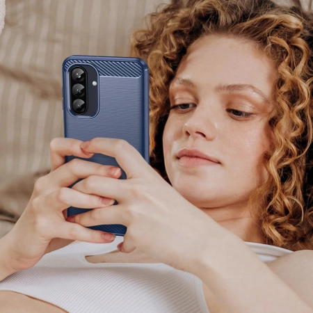 HURTEL ETUI CARBON DO SAMSUNG GALAXY A26 GŁADKA POWIERZCHNIA, PEWNA OCHRONA