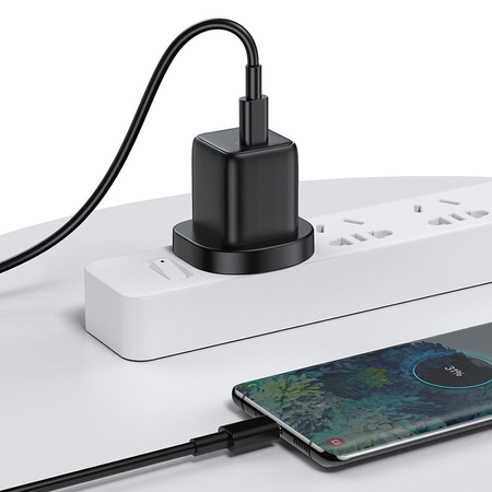 Joyroom mała szybka ładowarka USB Typ C PD 25W wtyczka UK czarny + kabel USB Typ C - USB Typ C (L-P251)