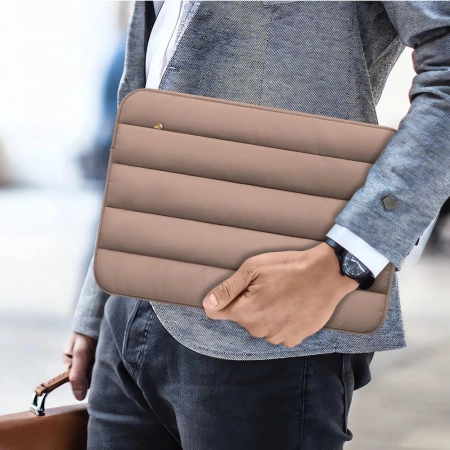 TECH-PROTECT TORBA FLUFFY NA LAPTOPA 15-16 CALI DO LAPTOPÓW KOMPAKTOWA