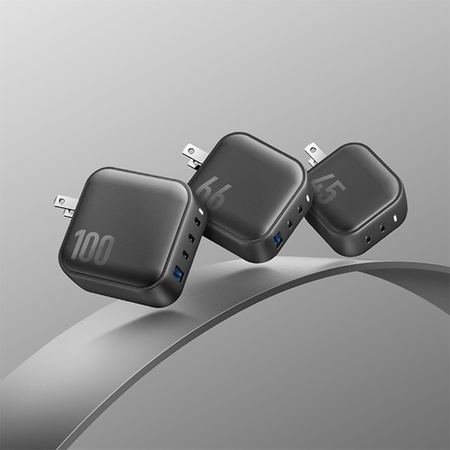 ENERGEA ład. siec. 1xUSB+3xUSB-CPD-PPS-QC 3.0 100W 3C1A czarny/black US+EU Travelite GAN100