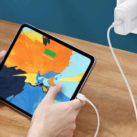 UGREEN KABEL USB-C USB-C DO TELEFONÓW 1M PD QC AFC ŁADOWANIE BEZPRZEWODOWE