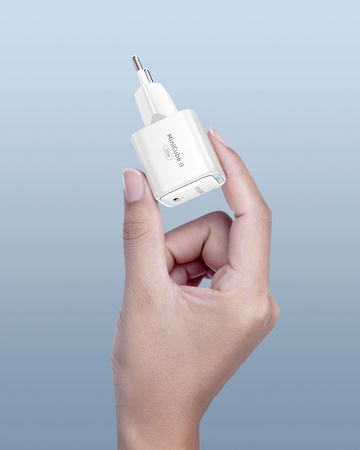 INNOSTYLE SZYBKA ŁADOWARKA KOSTKA USB-C 20W USB TYP C GAN II DO IPHONE LED