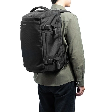 Plecak Tech-Protect Defender S40 do Ryanair & Wizzar, na laptopa 20L - czarny