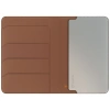 Etui na paszport UNIQ Belmont z Apple Find My blokada RFID karmelowy beżowy