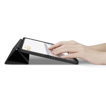 SPIGEN ETUI URBAN FIT DO IPAD PRO 11 5 2024 ŁATWY DOSTĘP DO FUNKCJI TABLETU