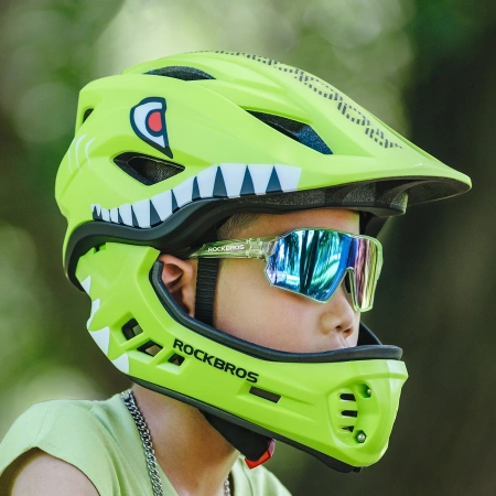 Kask rowerowy Rockbros TT-32004 Shark dziecięcy z odpinaną szczęką rozmiar M (54-58) - zielony